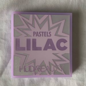 Huda Beauty Lilac Palette